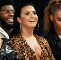 «Demi lovato stikers» sticker set